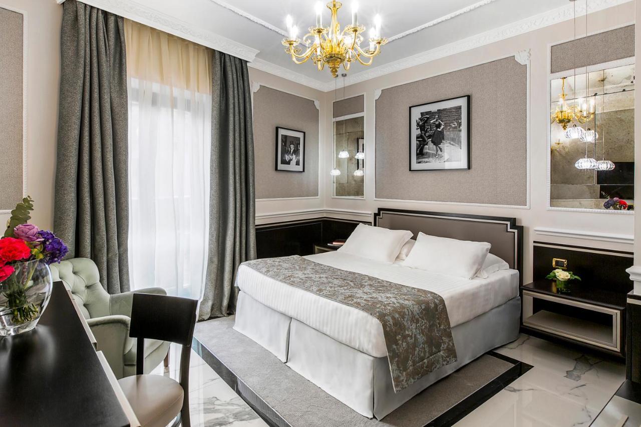Baglioni Hotel Regina - The Leading Hotels Of The World Rome Exterior photo