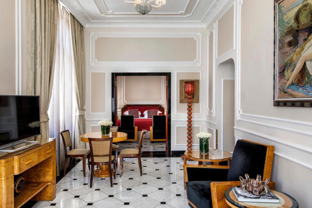 Baglioni Hotel Regina - The Leading Hotels Of The World Rome Exterior photo Suite at the Hotel Excelsior